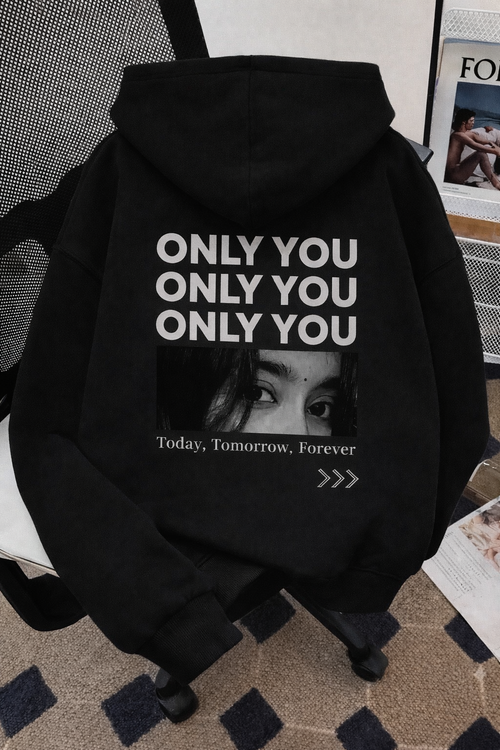 Costumize eyes T-shirt